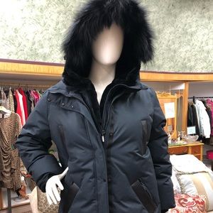 Tahari Lindsay Coat NWT